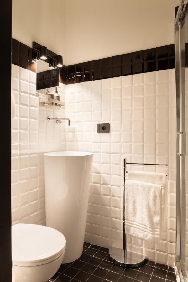 Hl Luxury Duomo Apartment - Via Torino, Montenapoleone Milano Dış mekan fotoğraf